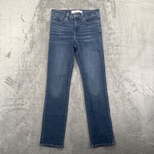 Signature Levi Strauss Women's Straight Jeans Size 8M Dark Wash